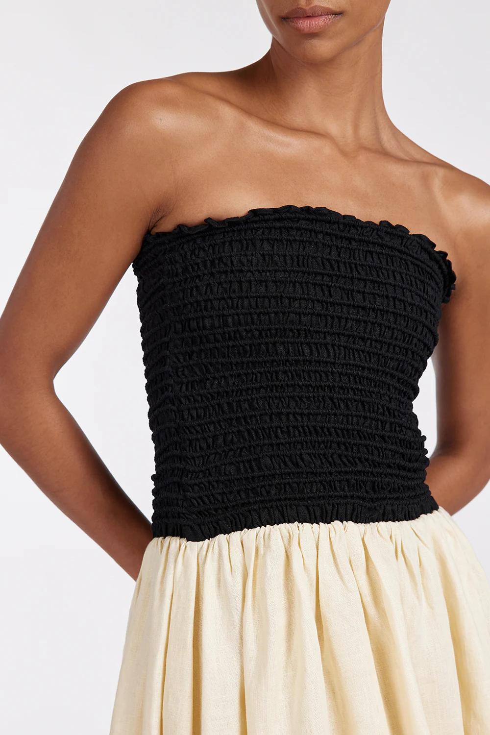 LEN BLACK STRAPLESS MIDI DRESS - Yukikoi