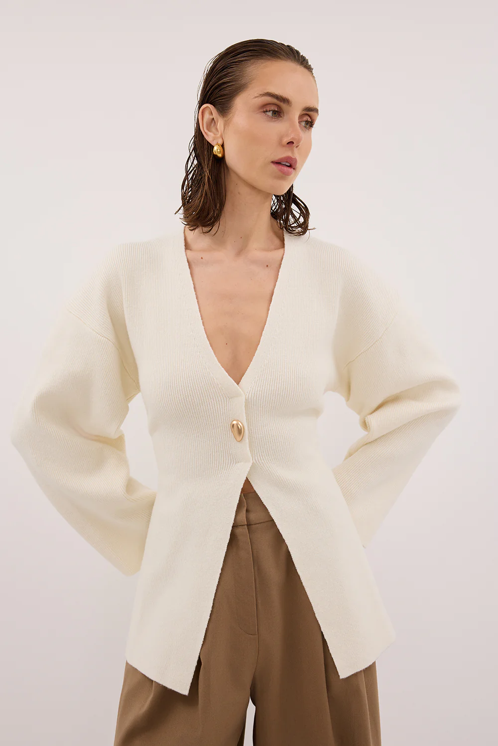 SCOUT CREAM LONG SLEEVE KNIT TOP - Yukikoi