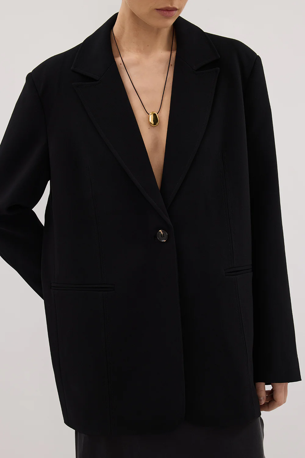 WESTWOOD BLACK OVERSIZED BOYFRIEND BLAZER - Yukikoi