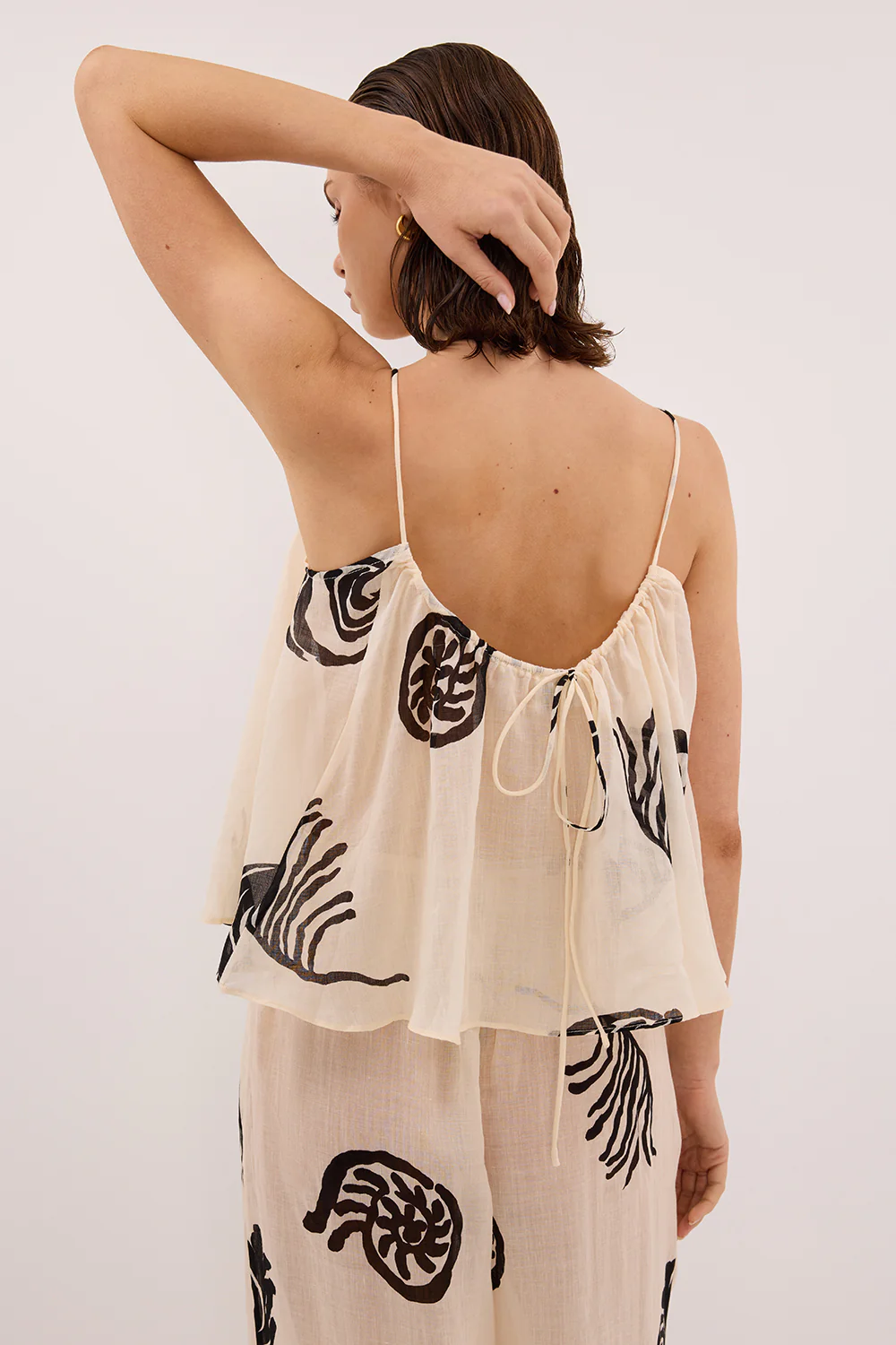 POSITANO SANDSTONE SLEEVELESS RAMIE  TOP - Yukikoi