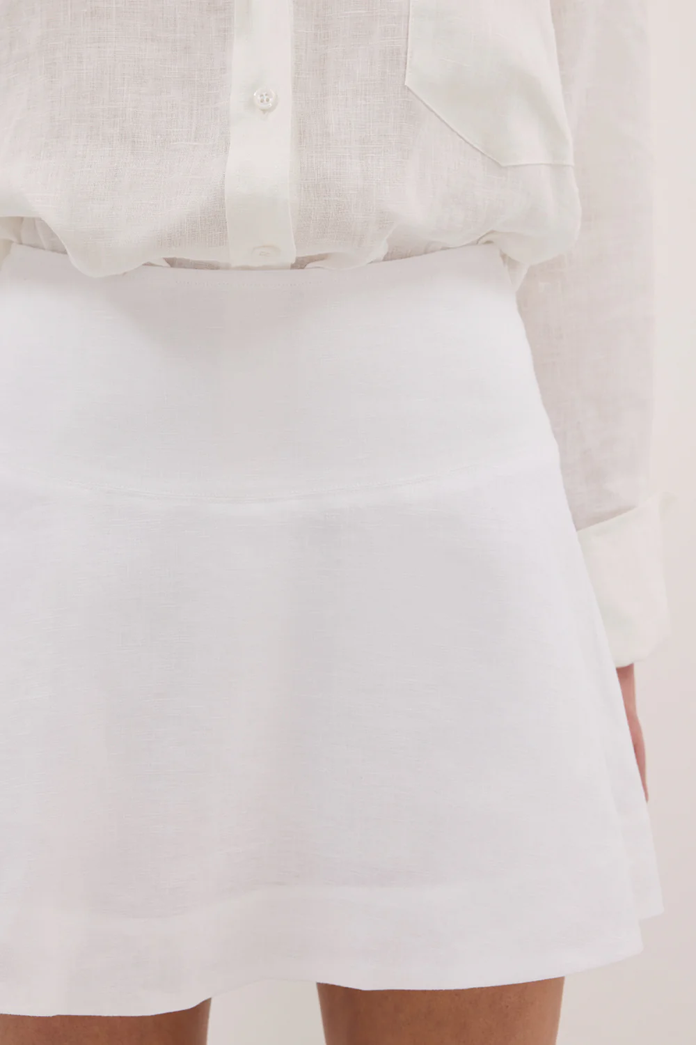 ALEA WHITE LINEN FLOUNCE MINI SKIRT - Yukikoi