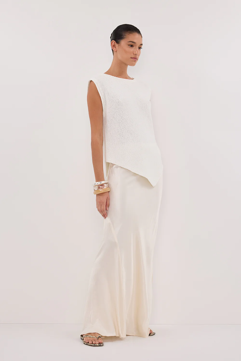 ALTHEA OFF WHITE ASYM KNIT TOP - Yukikoi