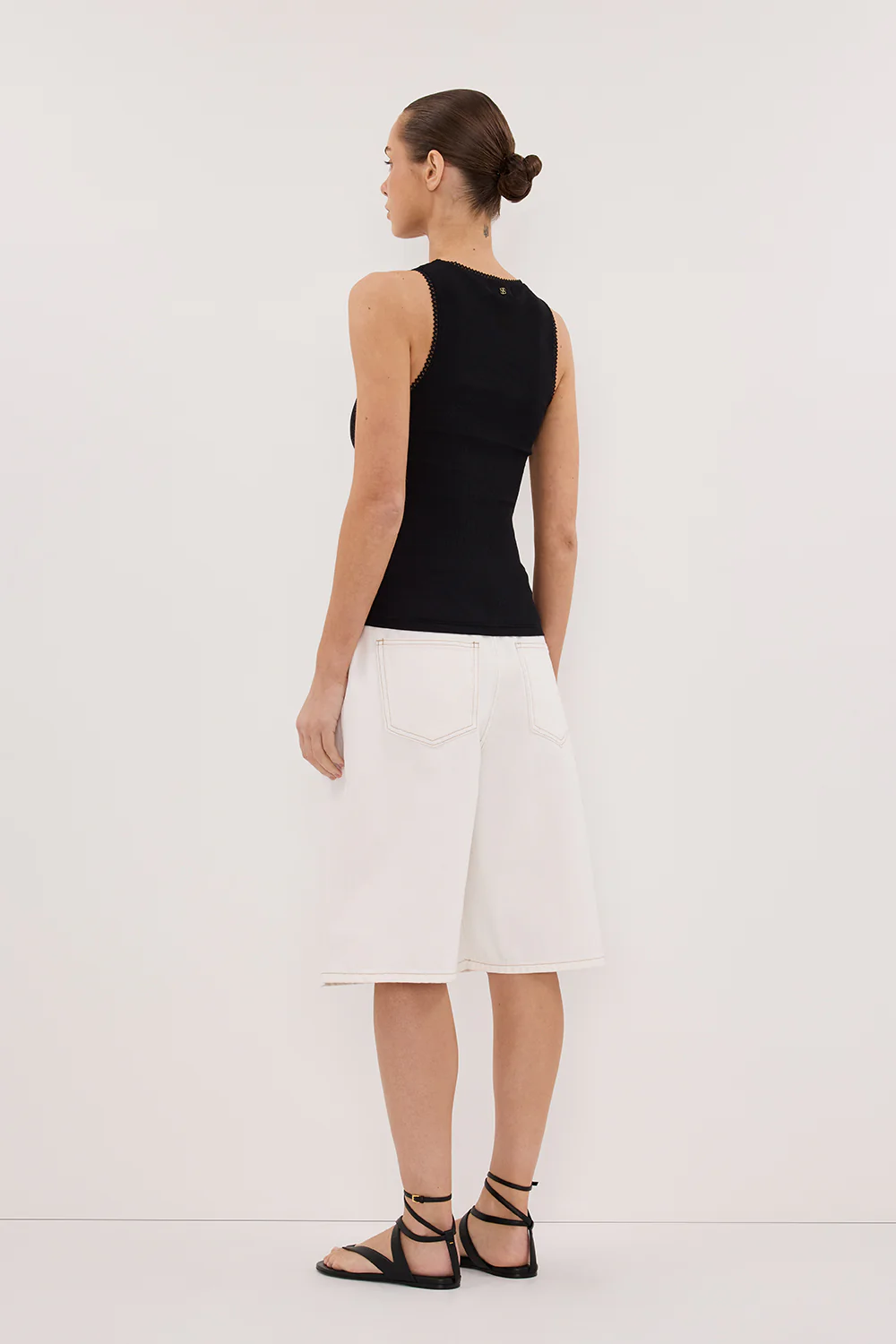CHARLIZE BLACK SLEEVELESS KNIT TANK - Yukikoi