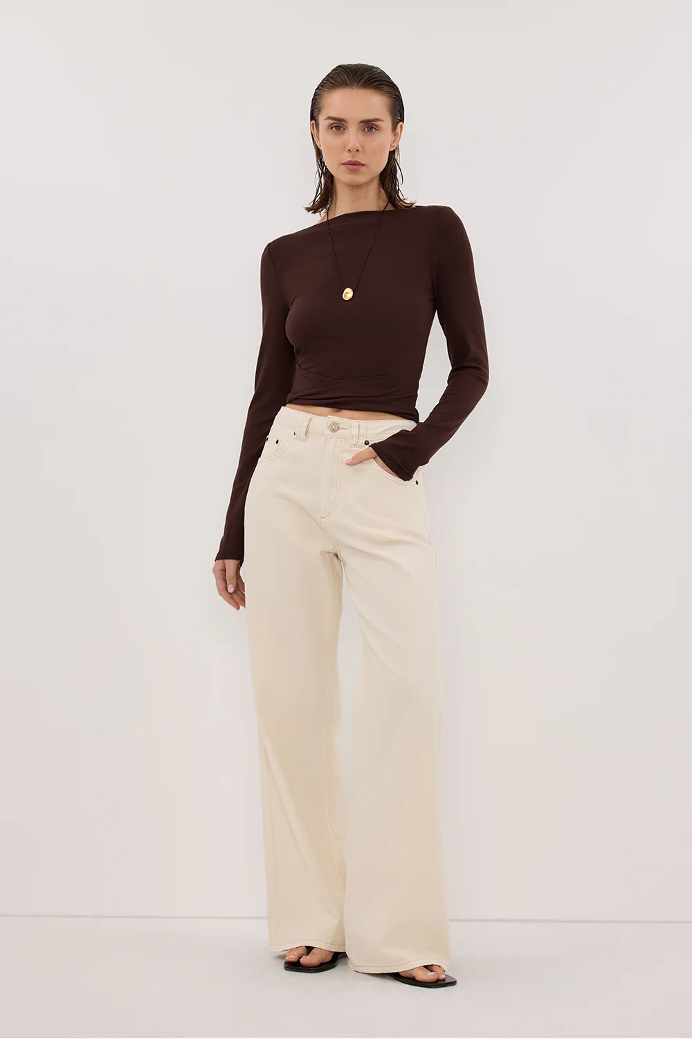 HADLEY CHOC LONG SLEEVE TWIST TOP - Yukikoi