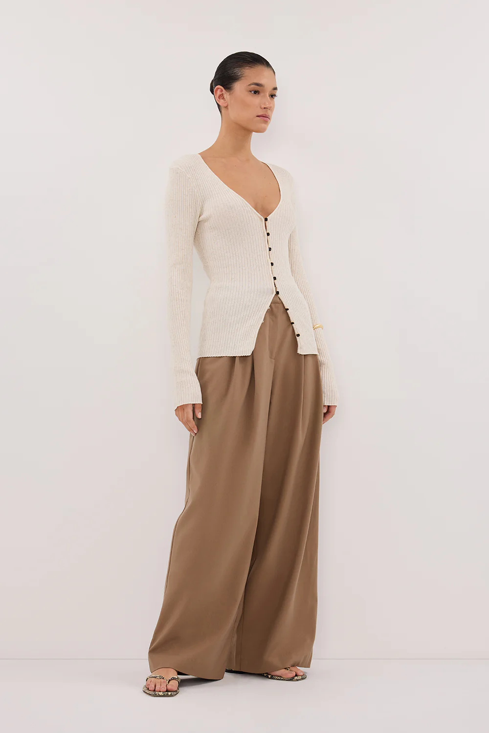 BLAIR NATURAL LONG SLEEVE KNIT TOP - Yukikoi