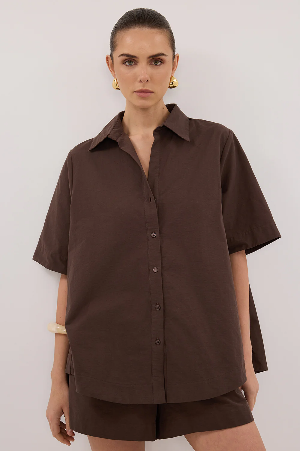 ELARA CHOCOLATE OVERSIZED SHORT SLEEVE SHIRT - Yukikoi