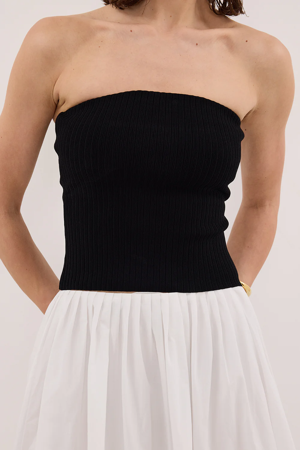 LIMA BLACK STRAPLESS BANDEAU KNIT TOP - Yukikoi