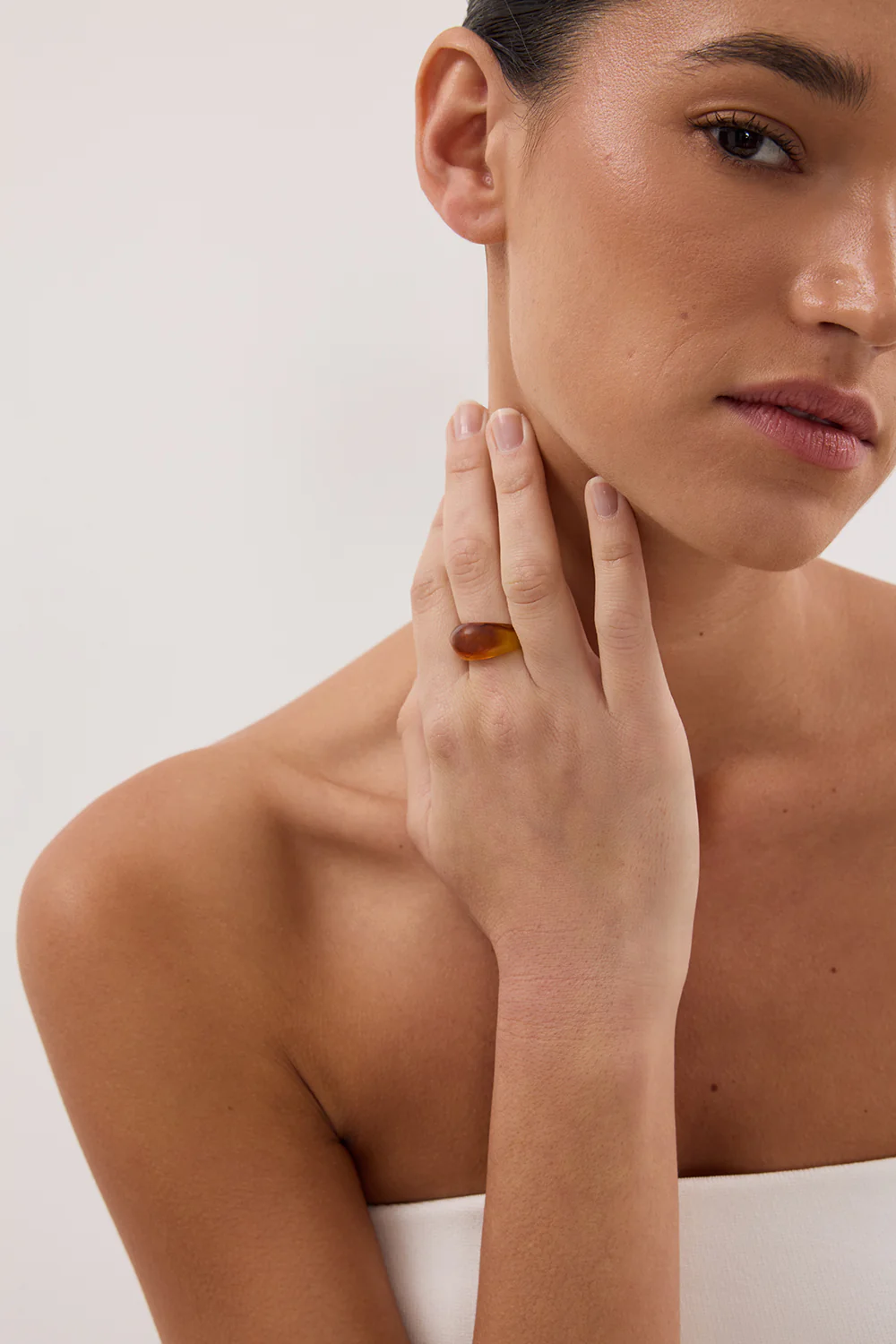 NOAH THE LABEL BROWN CHUNKY RESIN RING - Yukikoi