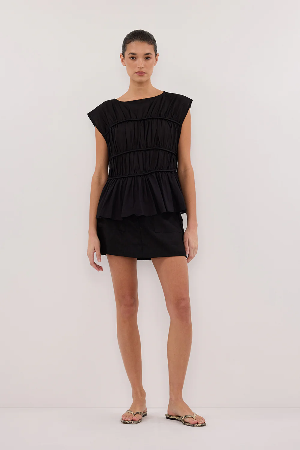 EVA BLACK LINEN SKORT - Yukikoi