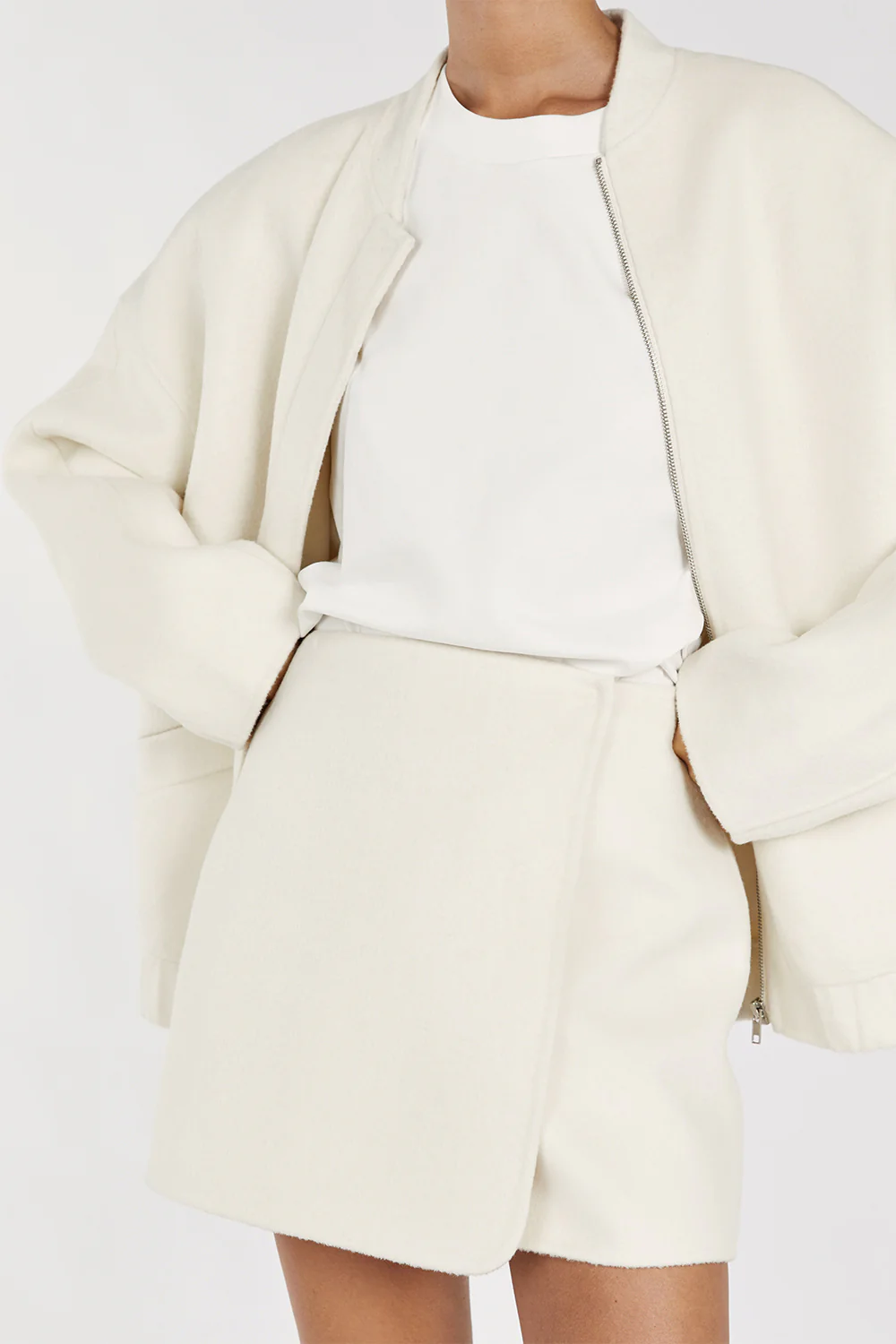 JERI CREAM WOOL BLEND MINI SKIRT - Yukikoi