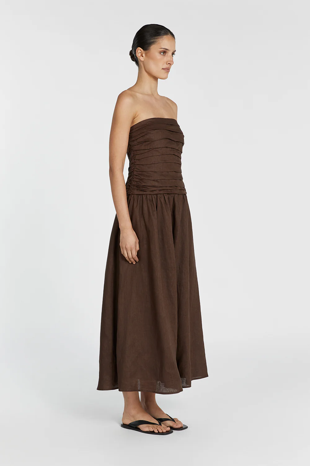 CATANIA BITTER CHOC LINEN STRAPLESS MIDI DRESS - Yukikoi