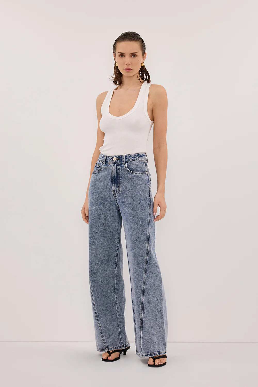 CARSON MID BLUE WIDE LEG JEAN - Yukikoi