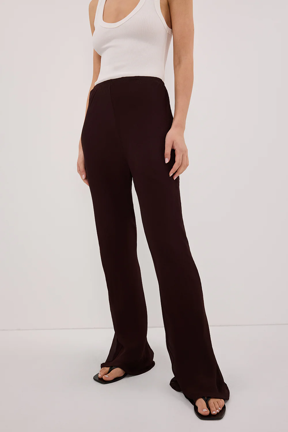 SUNTIA DARK CHOC BIAS PANTS - Yukikoi