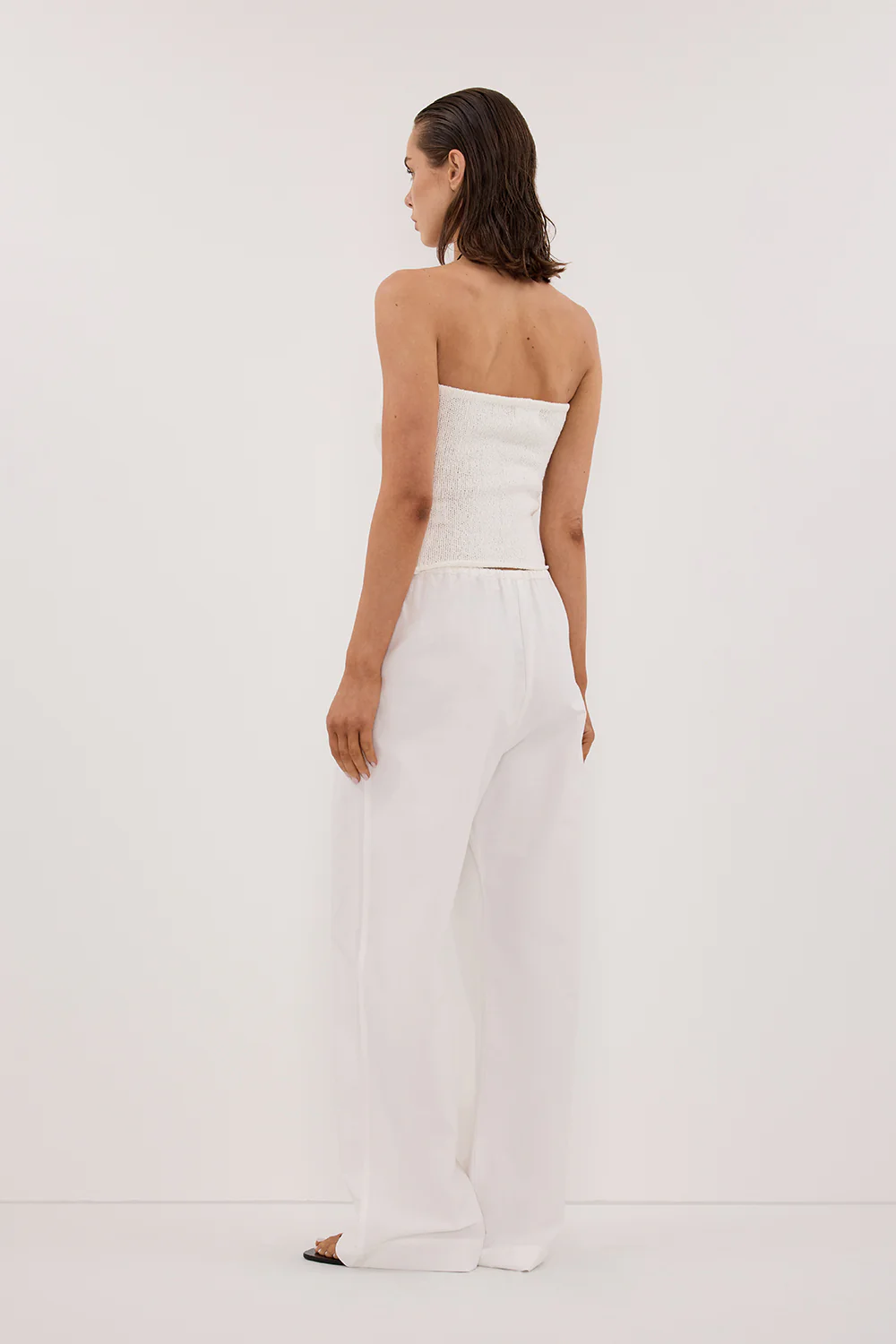 KARA OFF WHITE STRAPLESS BANDEAU KNIT TOP - Yukikoi