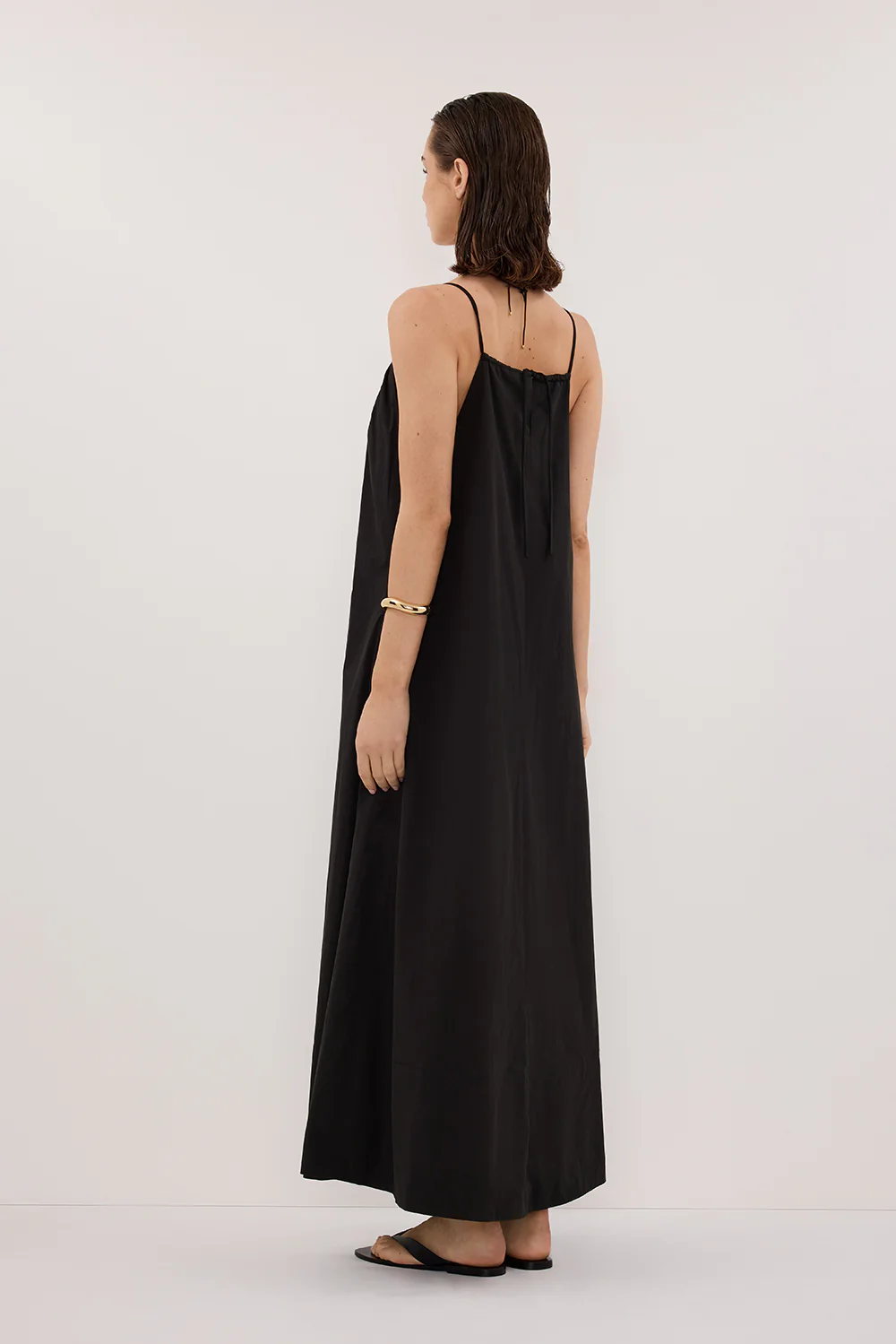 LIANA BLACK SLEEVELESS POPLIN TENT MIDI DRESS - Yukikoi