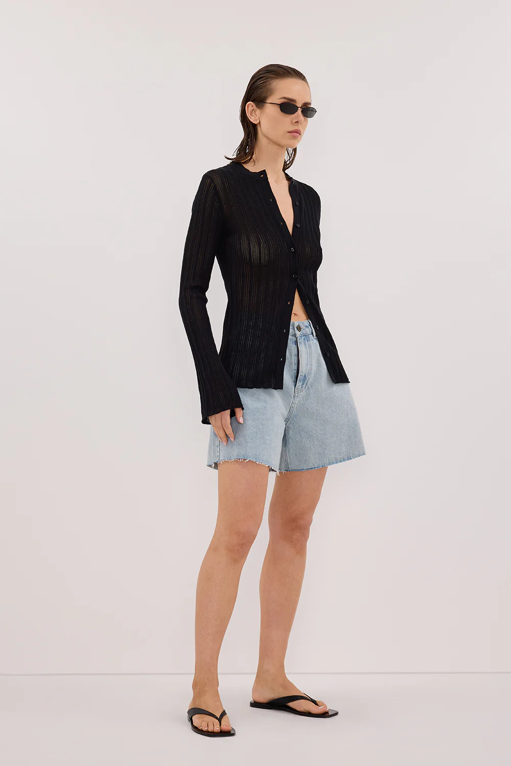 BOWIE BLACK BUTTON THROUGH KNIT TOP - Yukikoi