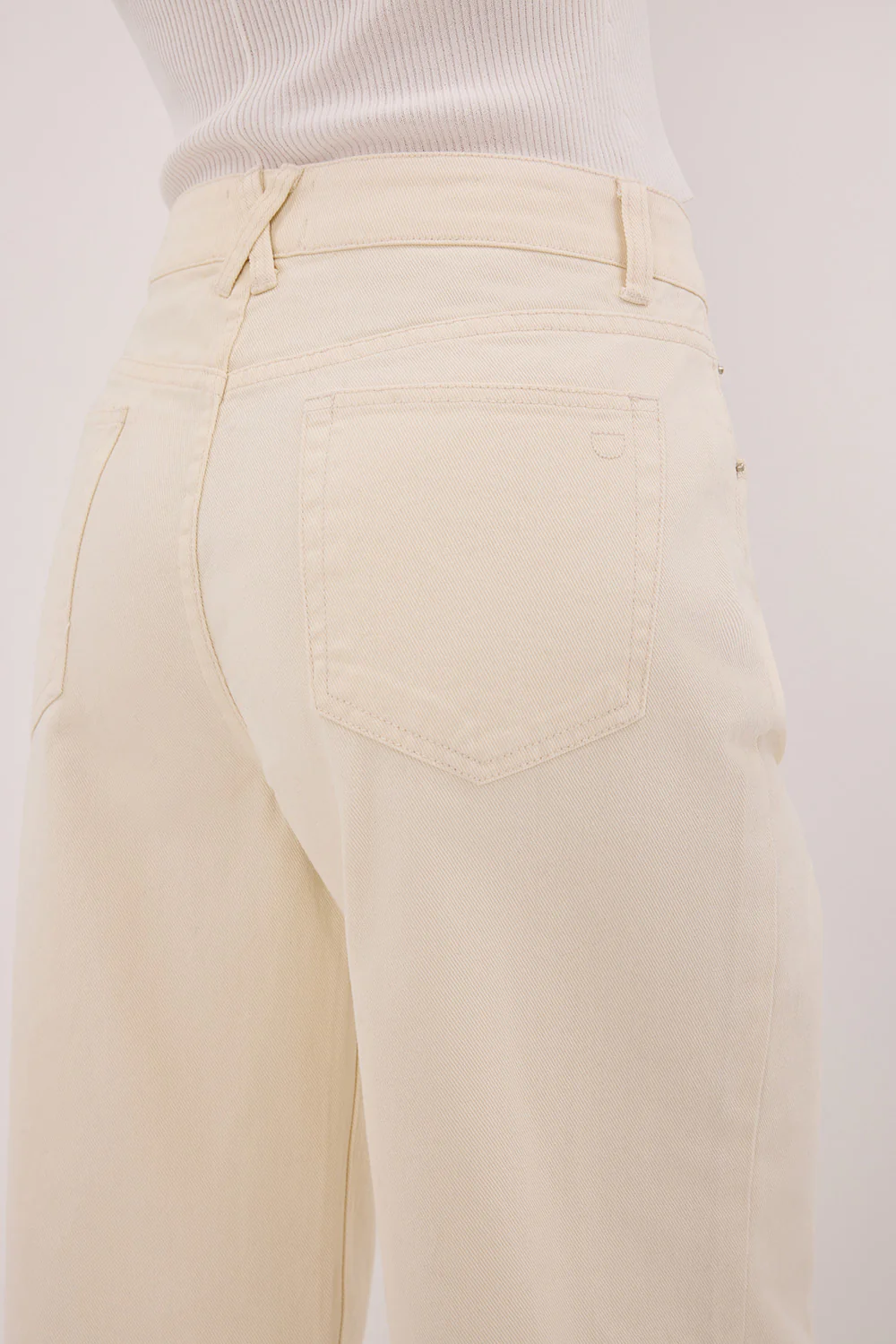 REAGAN 2.0 CREAM SLOUCHY JEAN - Yukikoi