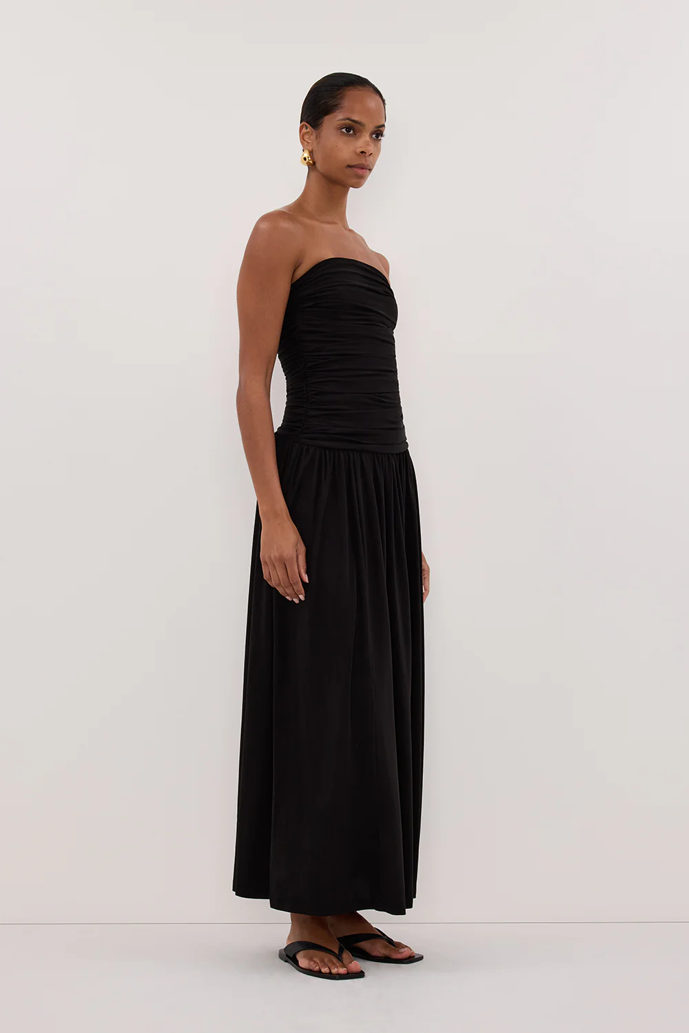 SHARI BLACK STRAPLESS BANDEAU MIDI DRESS - Yukikoi
