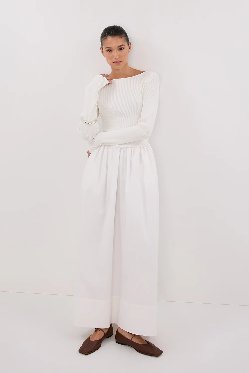 ABIGAIL WHITE HYBRID LONG SLEEVE MIDI DRESS - Yukikoi