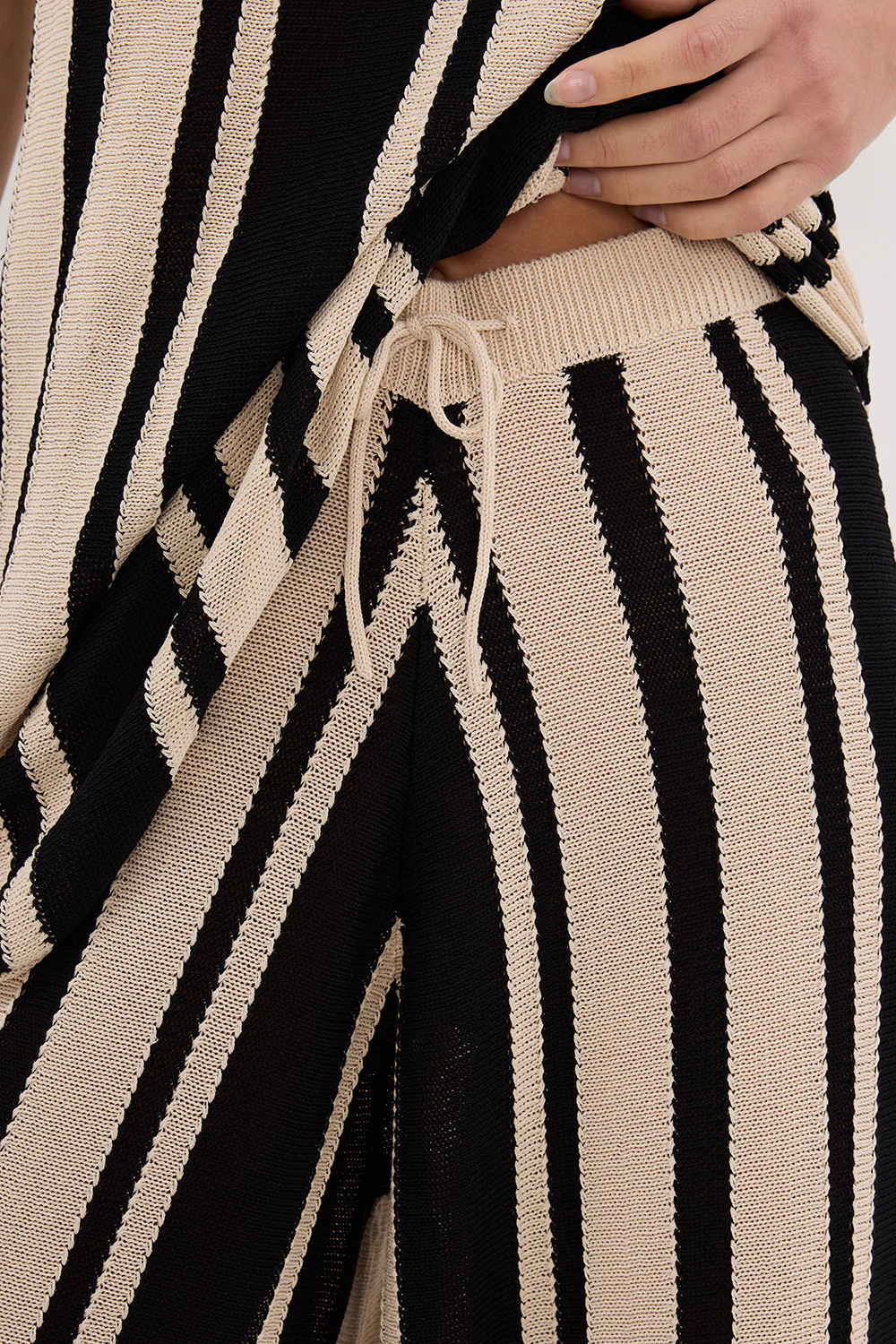 DELPHI STRIPE WIDE LEG KNIT PANT - Yukikoi