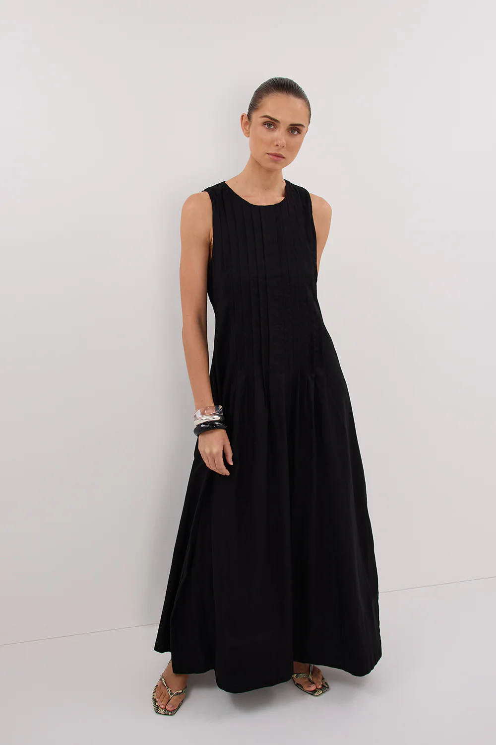 MILO BLACK LINEN BLEND MIDI DRESS - Yukikoi