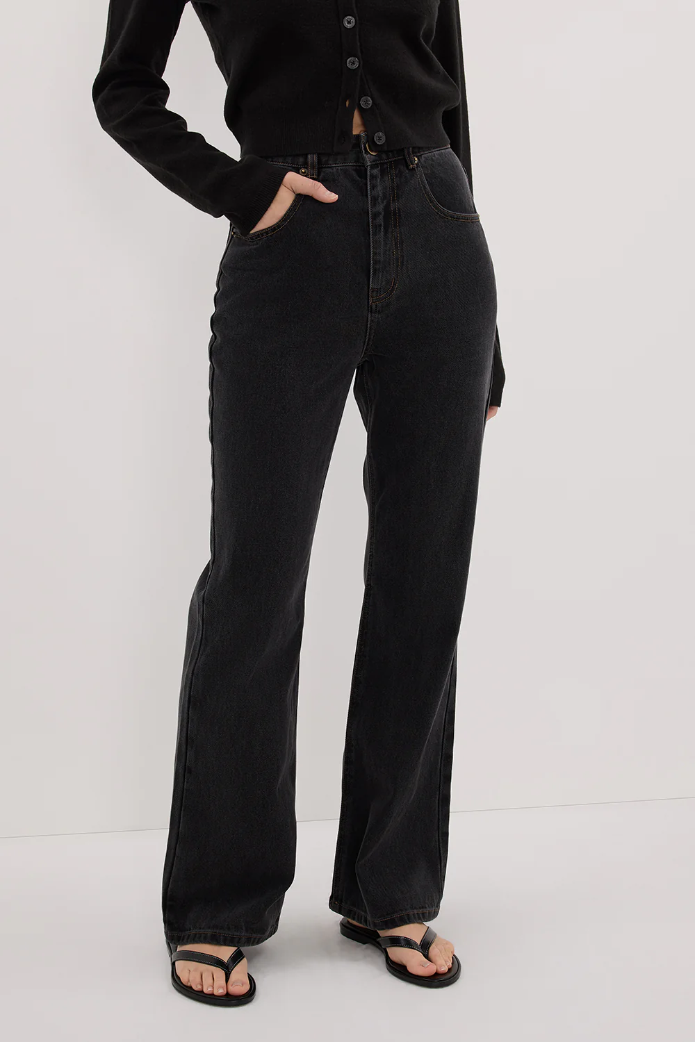 NOELLE BLACK RINSE BOOTLEG JEAN - Yukikoi