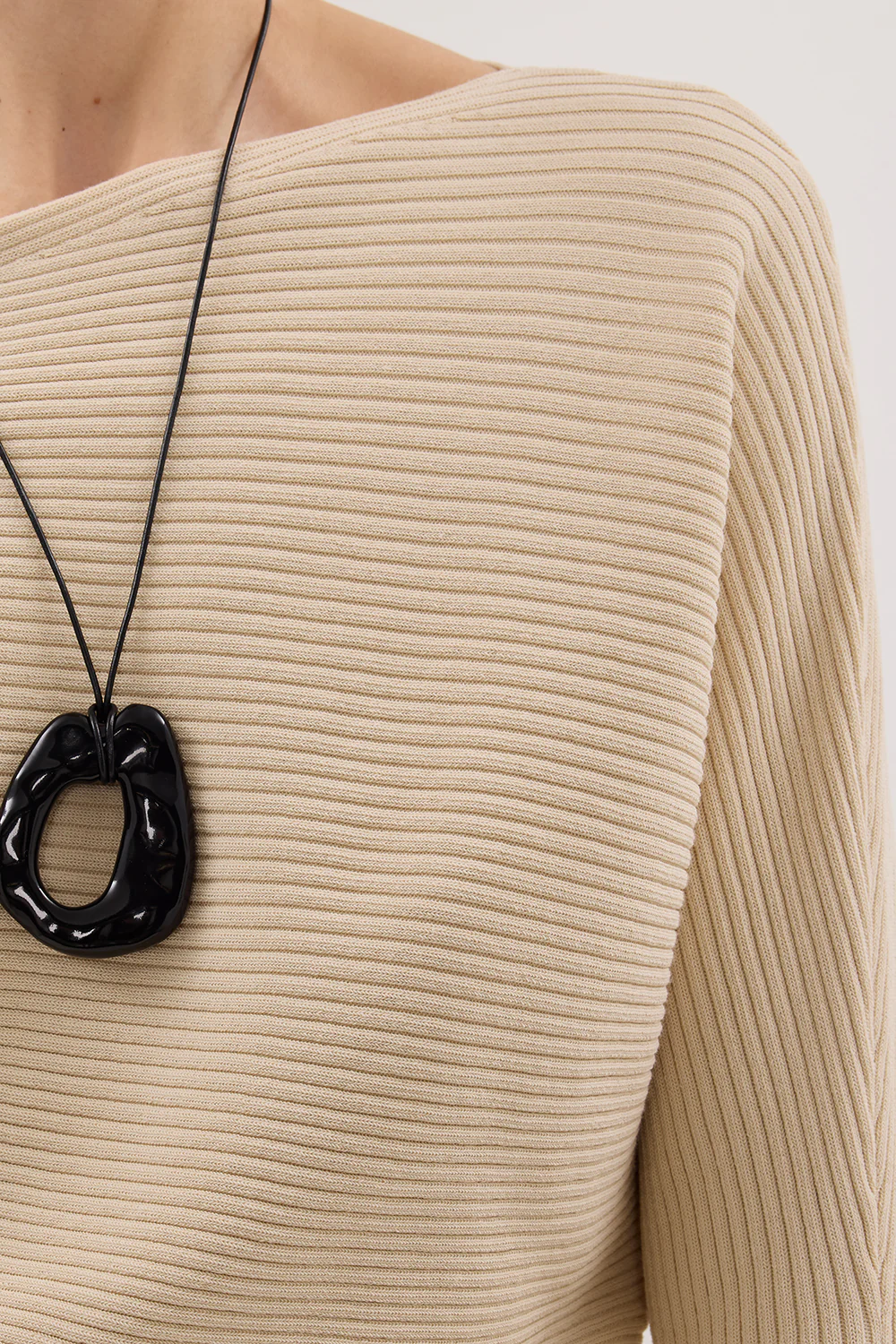 SAGE NATURAL LONG SLEEVE BOAT NECK KNIT TOP - Yukikoi