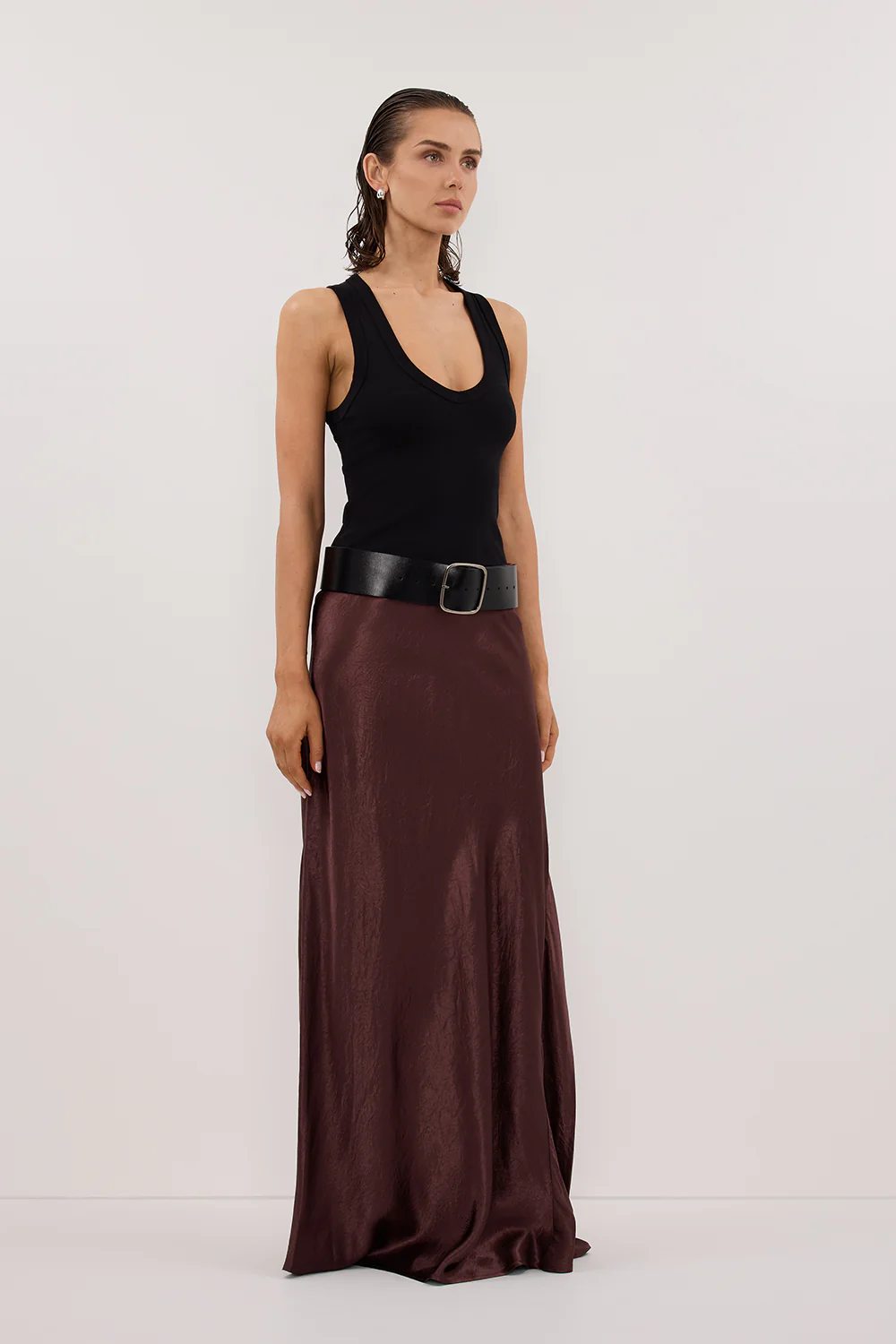 YASMIN BLACK SLEEVELESS KNIT TANK - Yukikoi