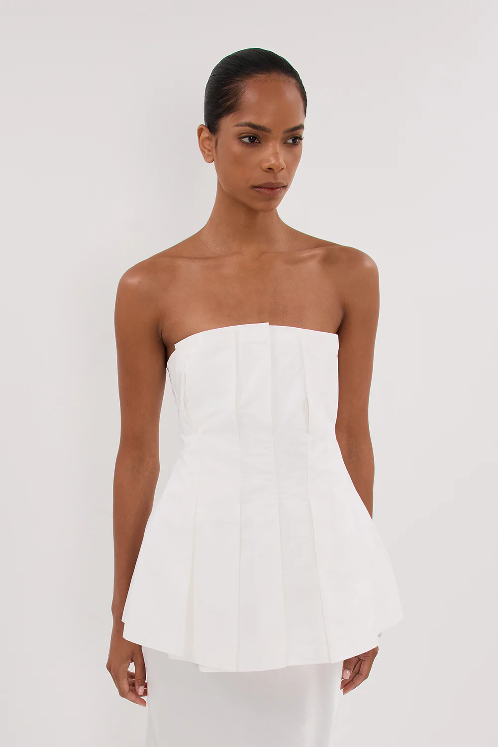 LILLY WHITE PLEATED STRAPLESS TOP - Yukikoi