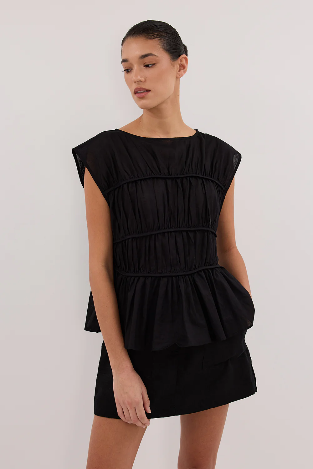 EVA BLACK LINEN SKORT - Yukikoi