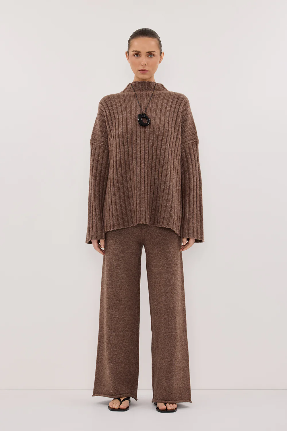TUCSON MOCHA HIGH NECK KNIT JUMPER - Yukikoi