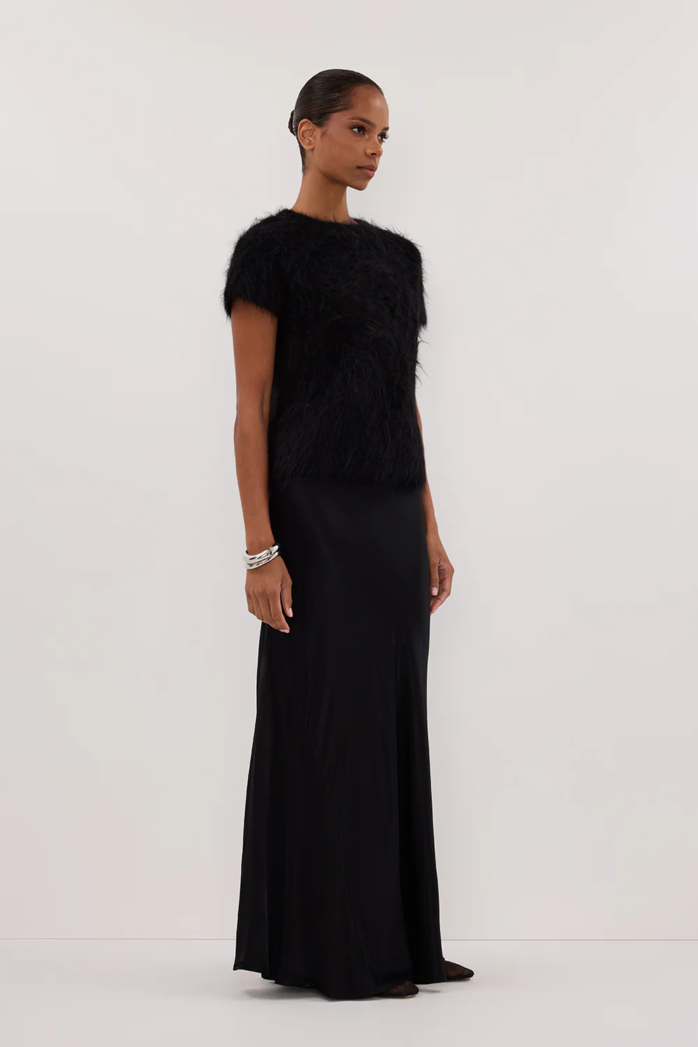 SALMA BLACK CAP SLEEVE KNIT TOP - Yukikoi