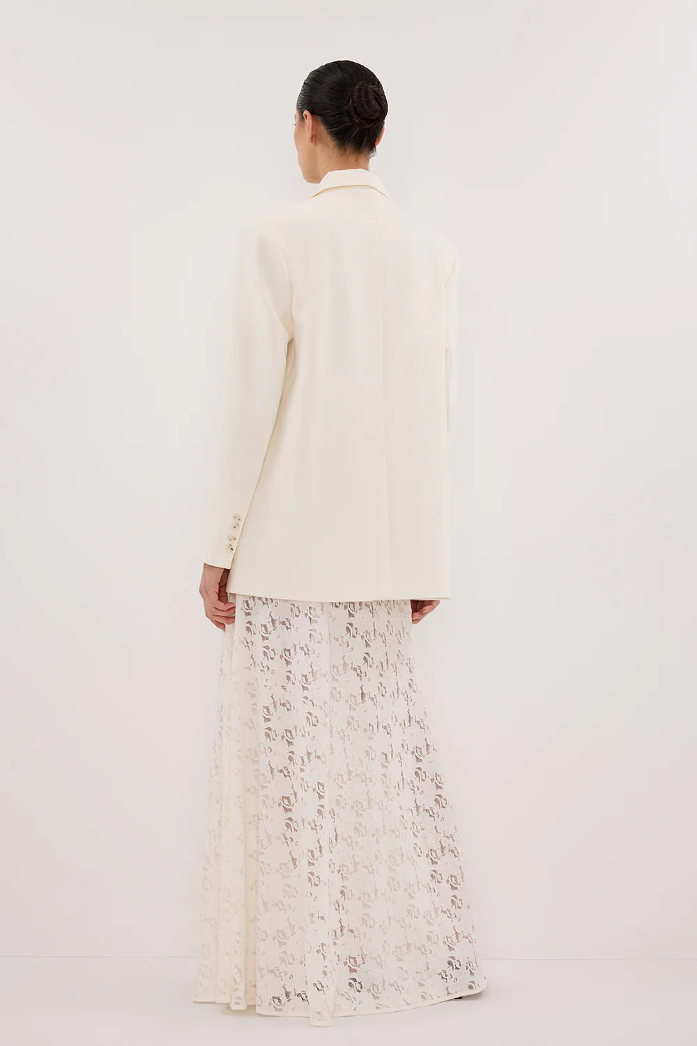 LIV CREAM BOYFRIEND BLAZER - Yukikoi