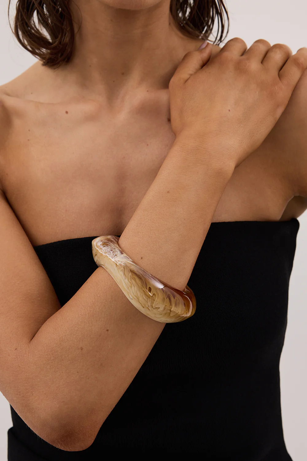 ANNA ROSSI TAKE IT AWAY LATTE BANGLE - Yukikoi