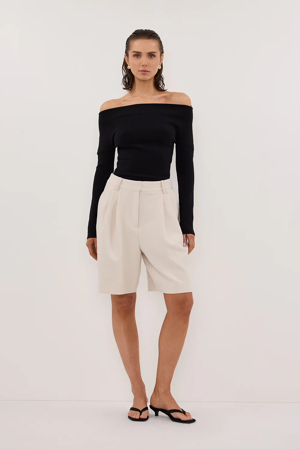 ASTRID BLACK LONG SLEEVE KNIT TOP - Yukikoi