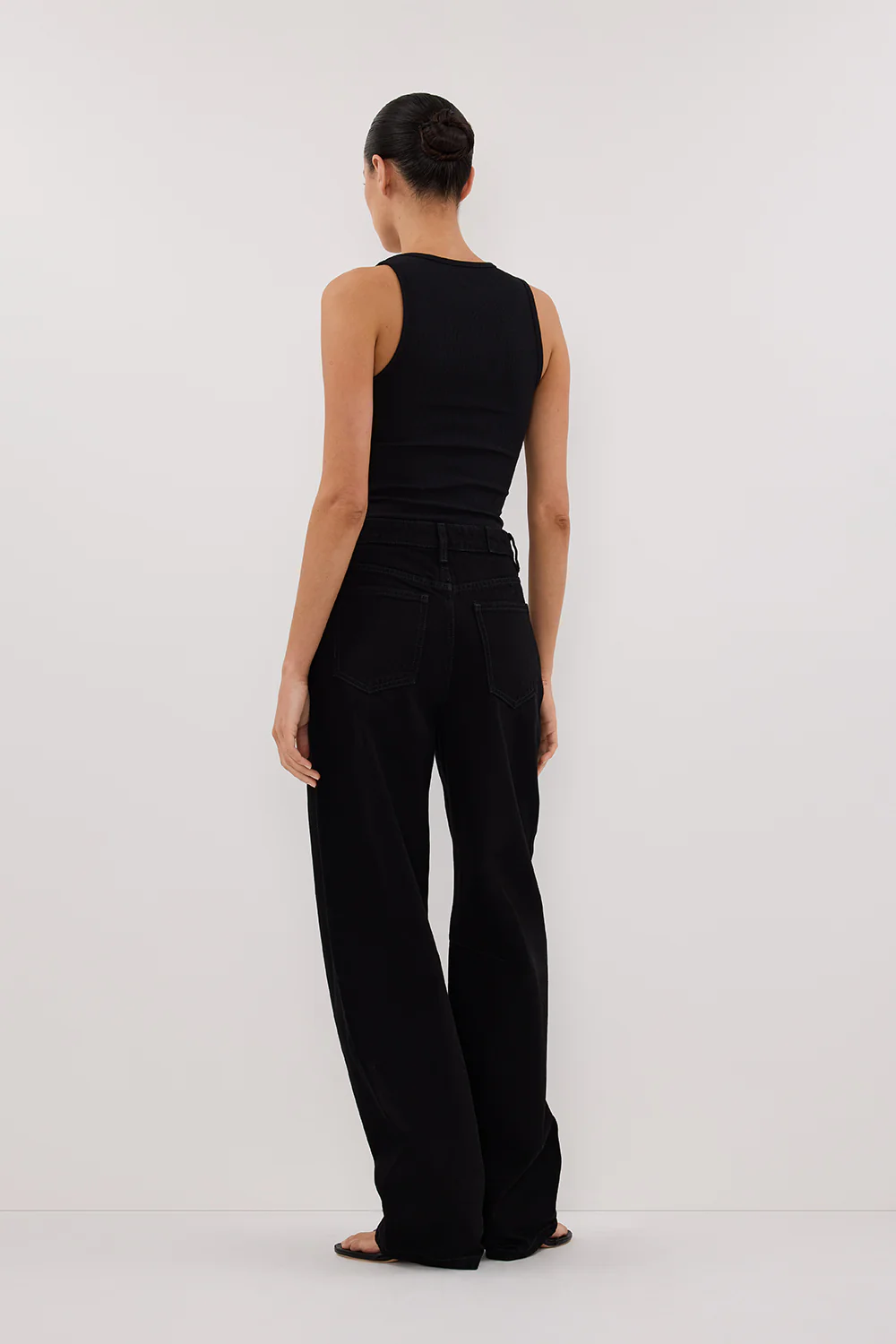 LIV BLACK DENIM BARREL LEG JEAN - Yukikoi