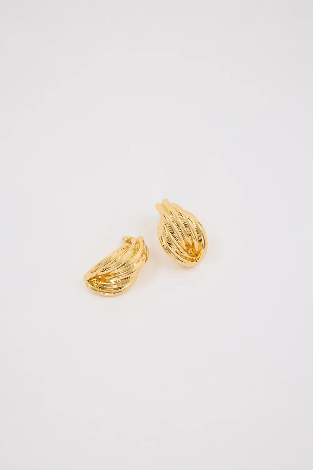 AMBER SCEATS QUINLAN EARRING GOLD - Yukikoi
