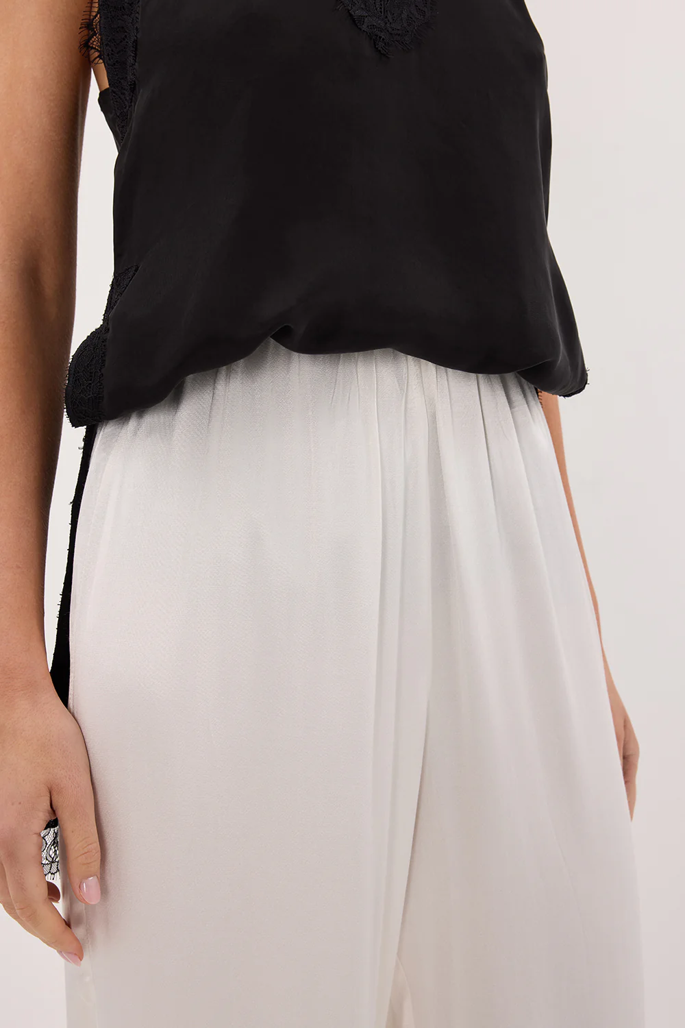 MONICA WHITE SATIN PANT - Yukikoi