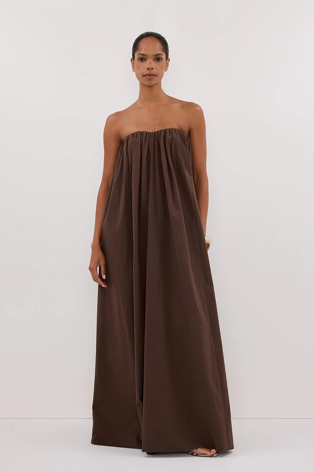 ROISIN BITTER CHOC COTTON STRAPLESS MAXI DRESS - Yukikoi