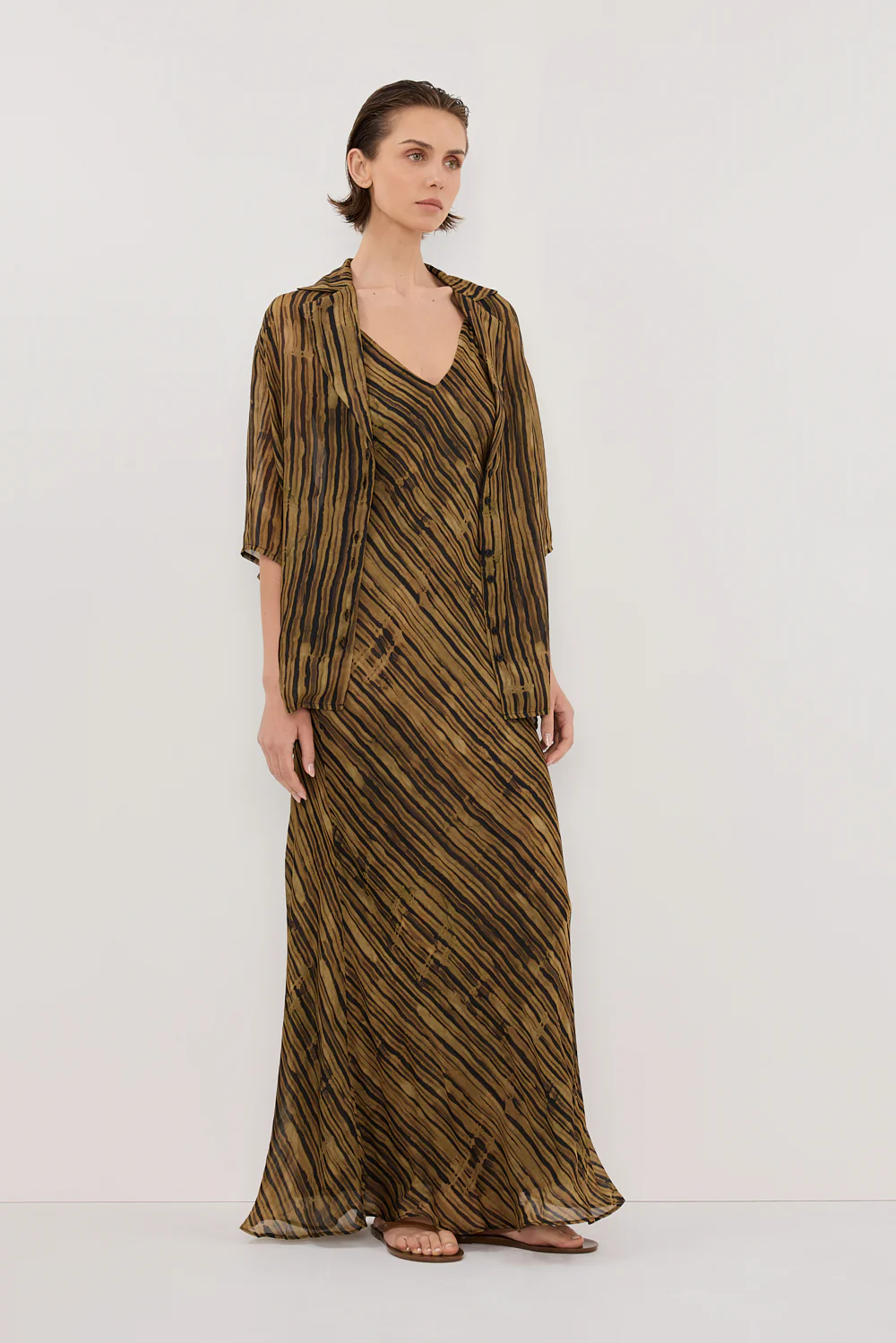 FLEUR DARK CHOCOLATE SHIRT - Yukikoi