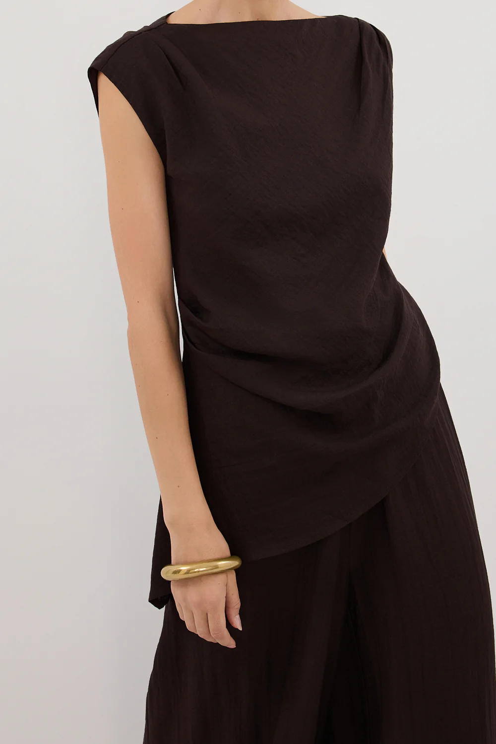 SHYLA BITTER CHOC ASYMMETRICAL TOP - Yukikoi