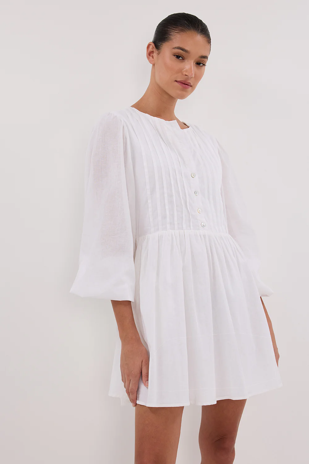 LARS WHITE BUTTON LONG SLEEVE LINEN MINI DRESS - Yukikoi