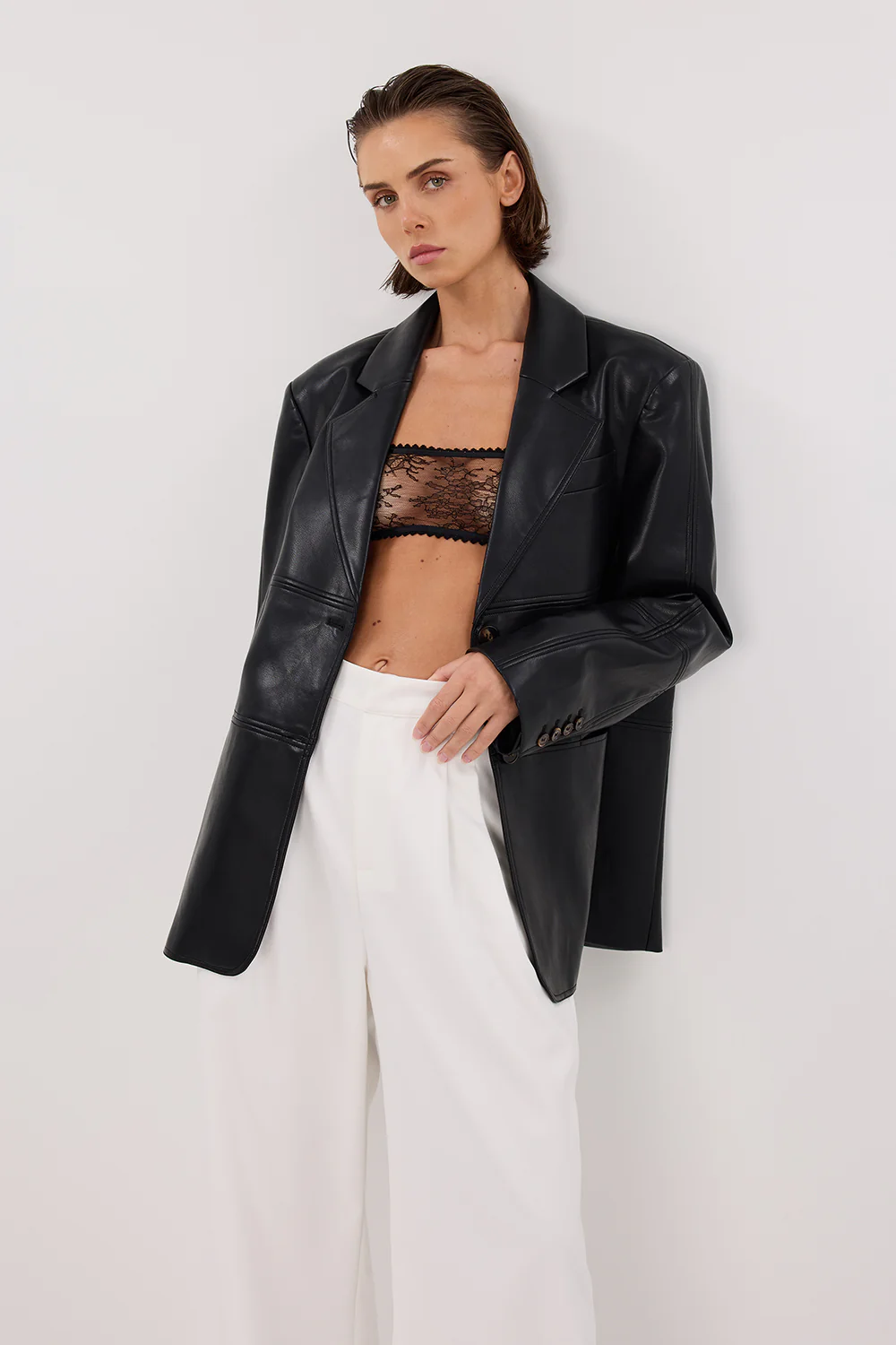 MONTY BLACK FAUX LEATHER BLAZER - Yukikoi
