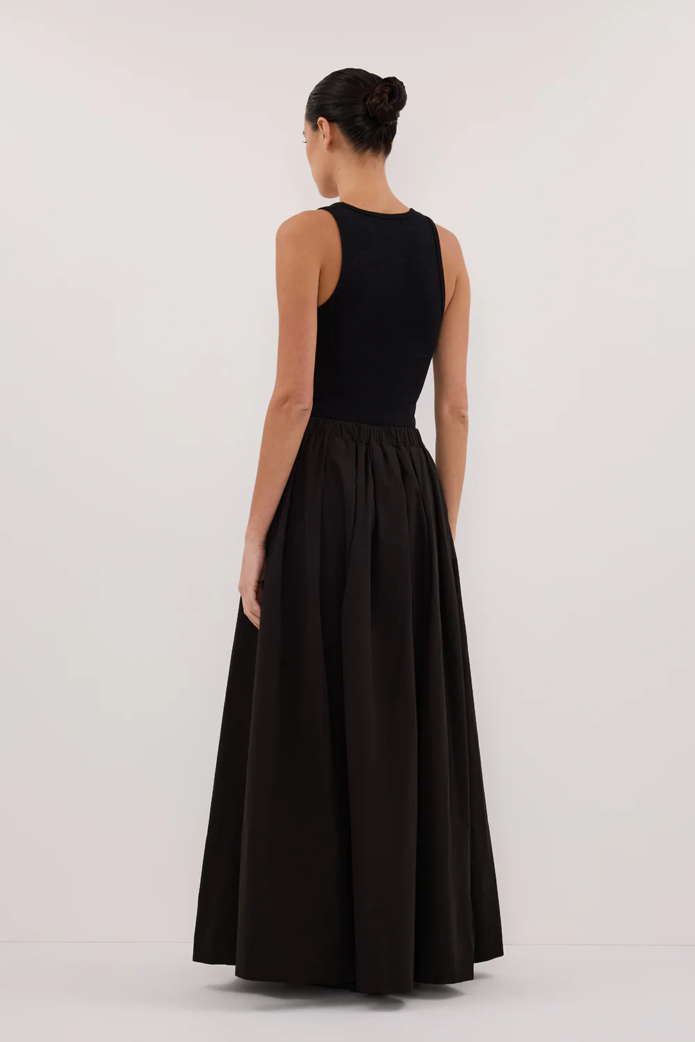 CONAGH BLACK POPLIN MIDI SKIRT - Yukikoi