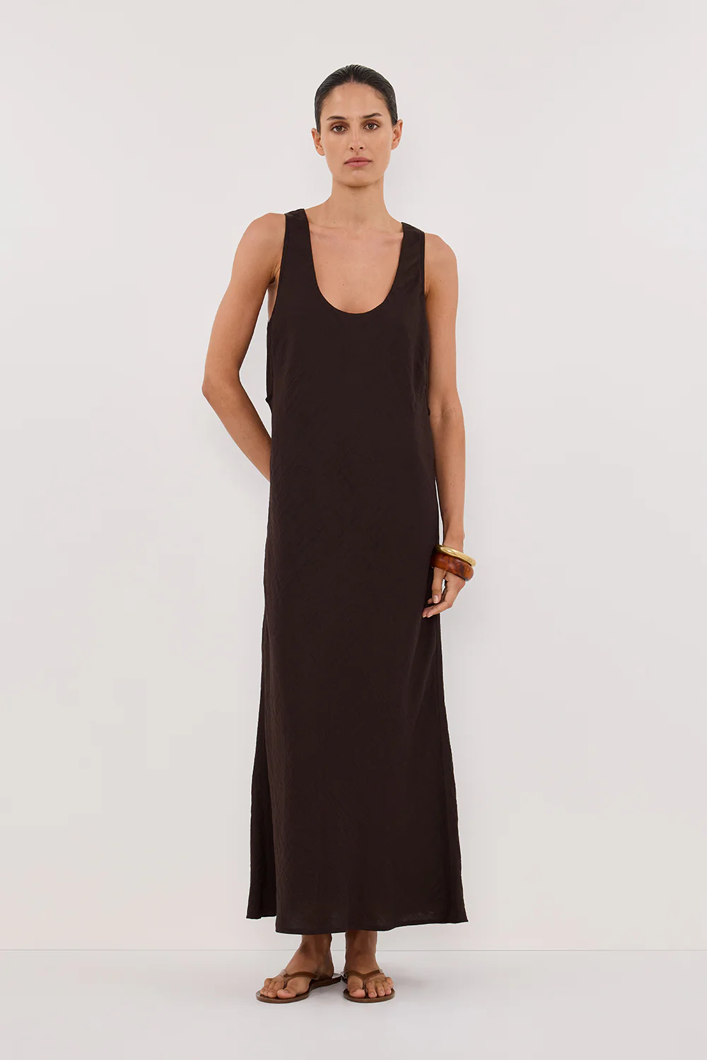 SHILOH BITTER CHOC SCOOP NECK MIDI DRESS - Yukikoi