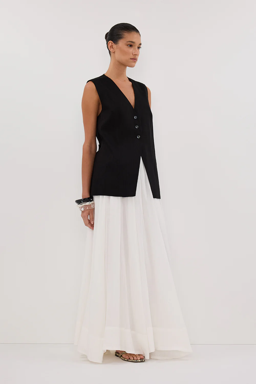 BRAX BLACK LONGLINE VEST - Yukikoi