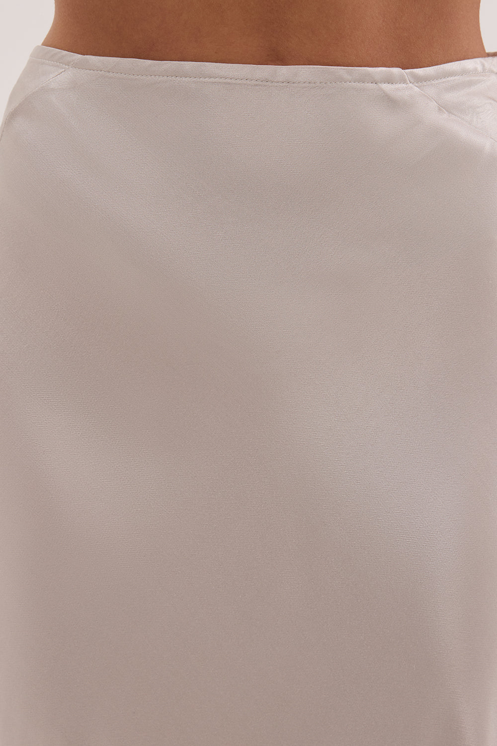 CHARLI CHALK SATIN MAXI SKIRT - Yukikoi