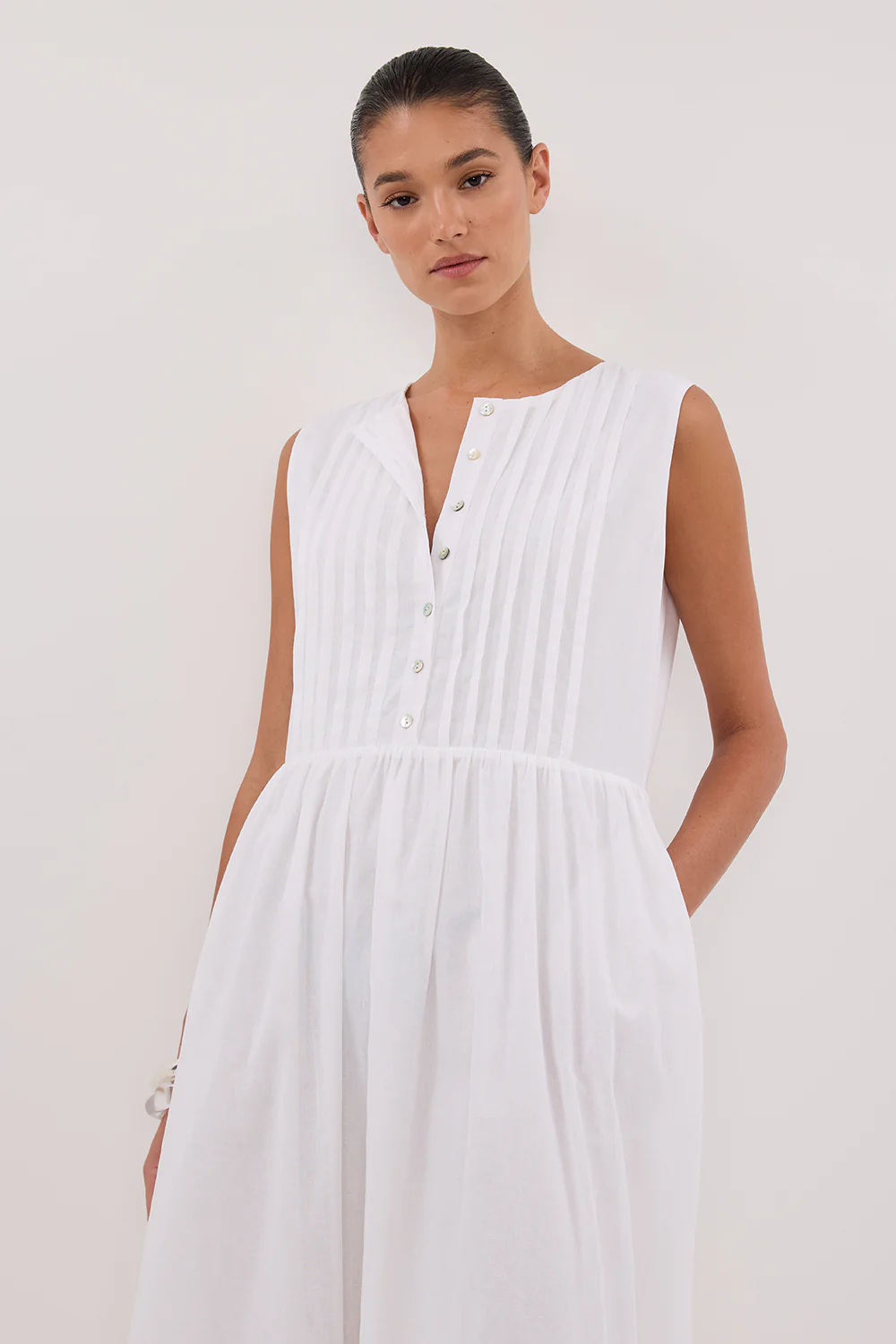 LARS WHITE PINTUCK LINEN MIDI DRESS - Yukikoi