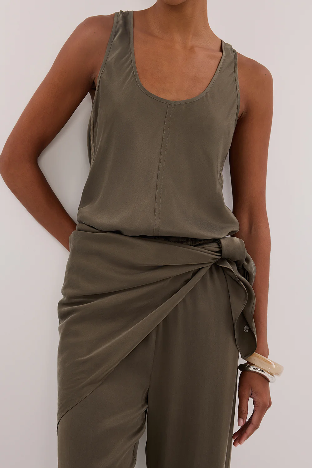 PERCY OLIVE SILK SCARF TOP - Yukikoi