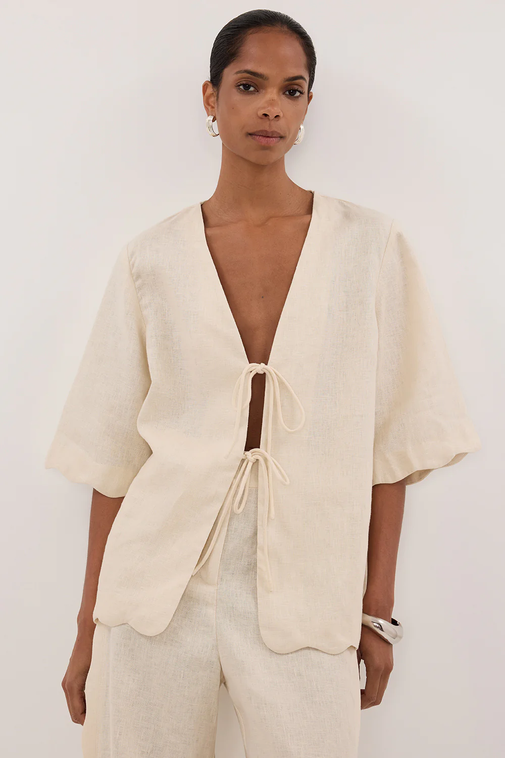 LELA SANDSTONE SHORT SLEEVE LINEN SHIRT - Yukikoi